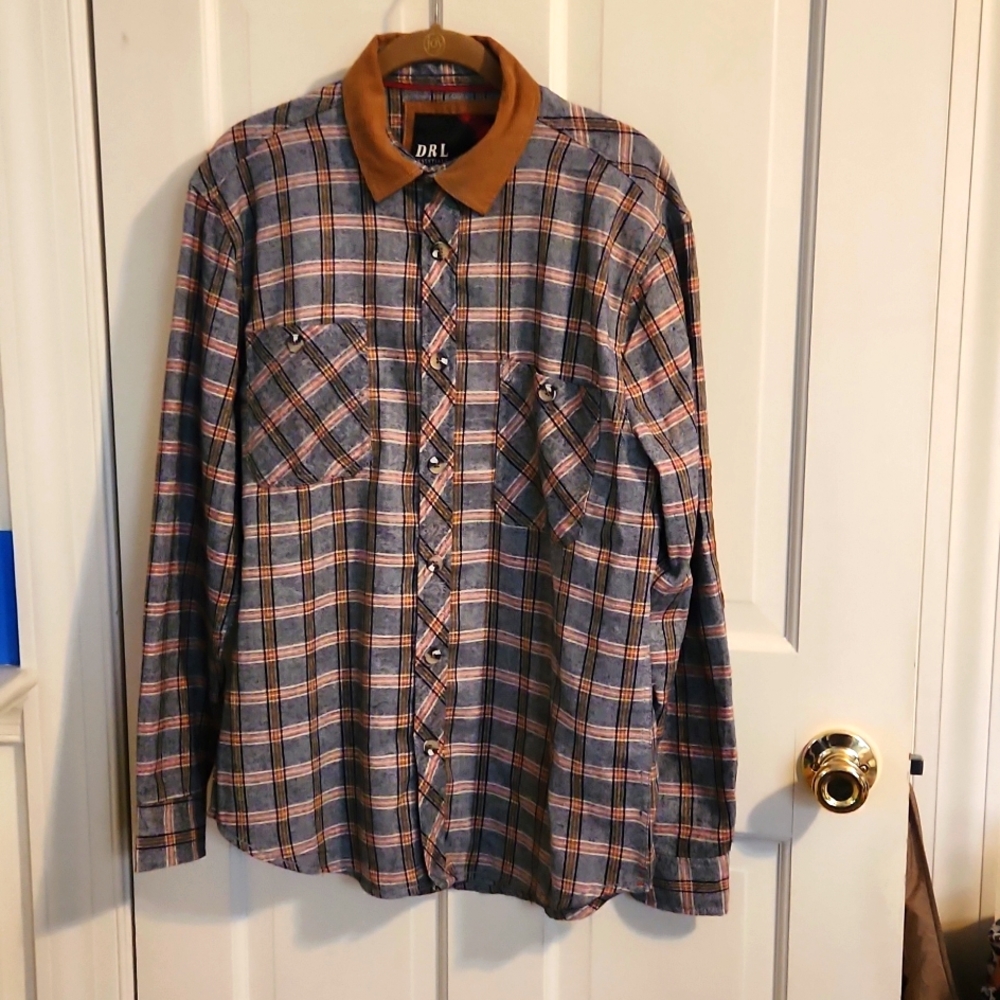 Men's DRL Essentials by Drill Clothing Co Size Medium flannel long sleeve